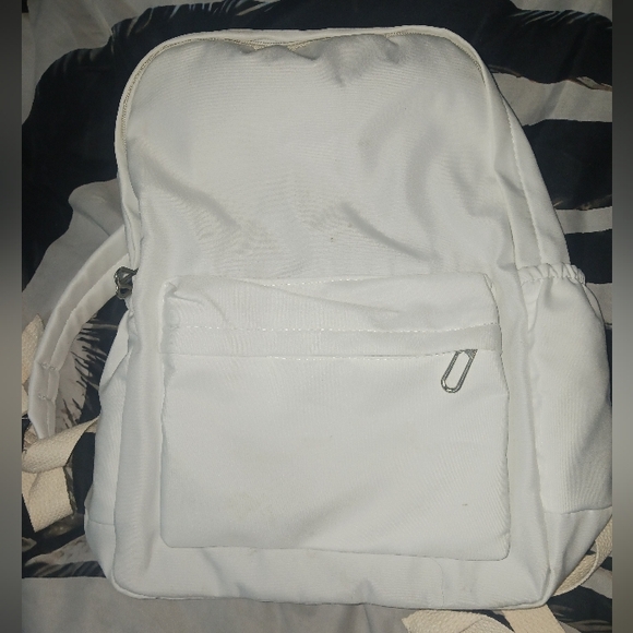 Men White Cloth Bagpack - Picture 7 of 15
